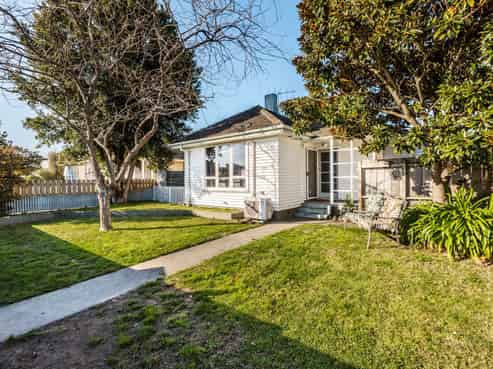 1/64 Riverbend Road, Maraenui