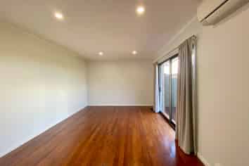 1/11a Arron Street, Ellerslie