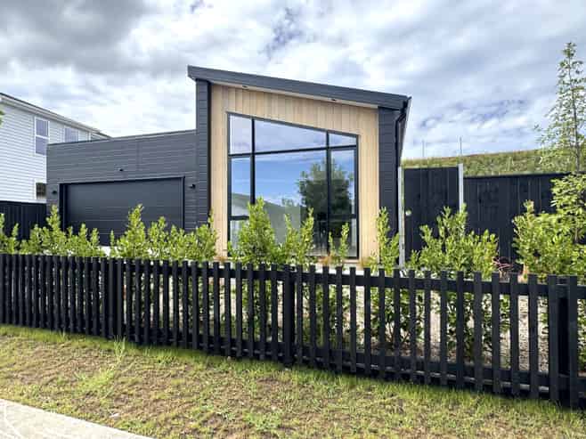 7 Pekanga Road, Millwater