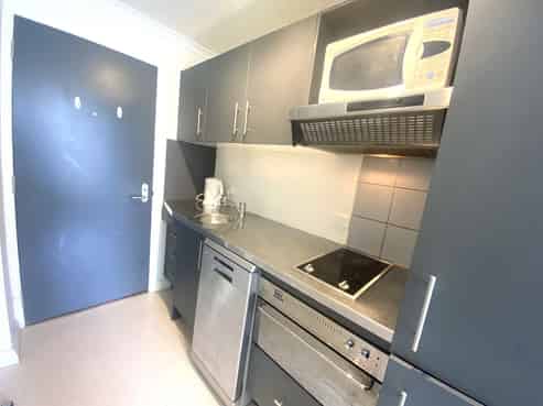 303/15 Holland Street, Te Aro