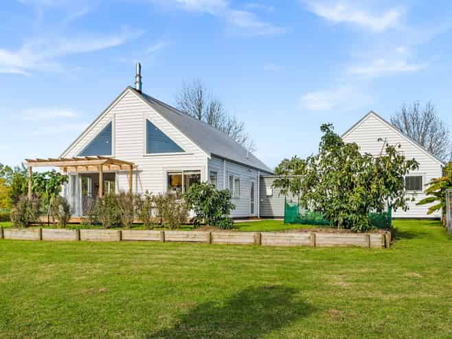 6 Retreat Road, Paihia