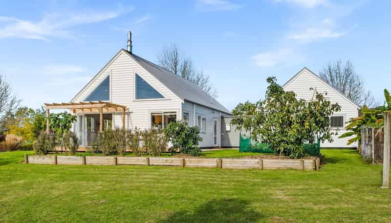 6 Retreat Road, Paihia