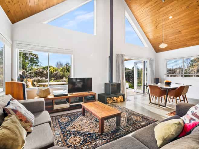 6 Retreat Road, Paihia