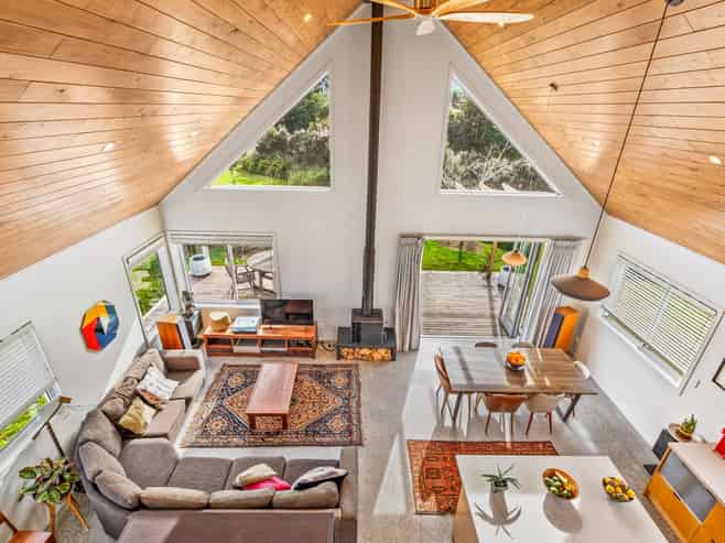 6 Retreat Road, Paihia