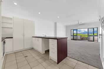 14/150 Chapel Road, Flat Bush