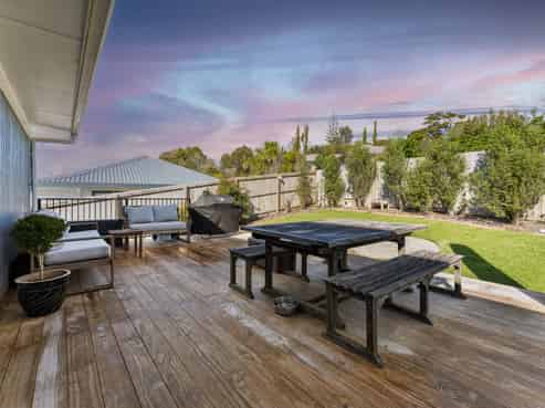6 Wi Apo Place, Wellsford