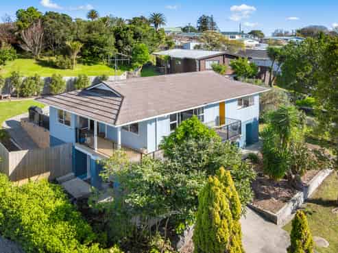 6 Wi Apo Place, Wellsford