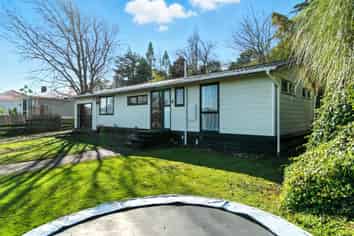 12 Kotuku Street, Te Aroha