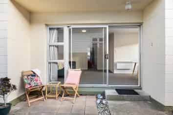 1/154 Onepu Road, Lyall Bay