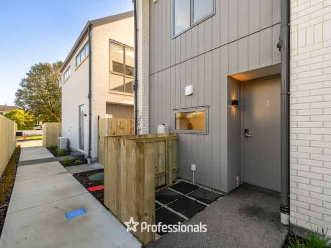 16 Sladden Street, Naenae