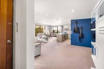 61A Surrey Road, Springvale