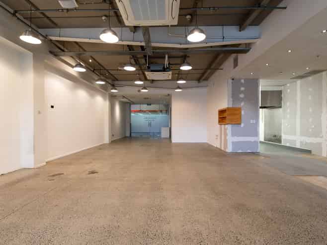 Cafe/retail space available for lease