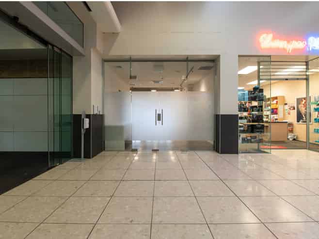Cafe/retail space available for lease