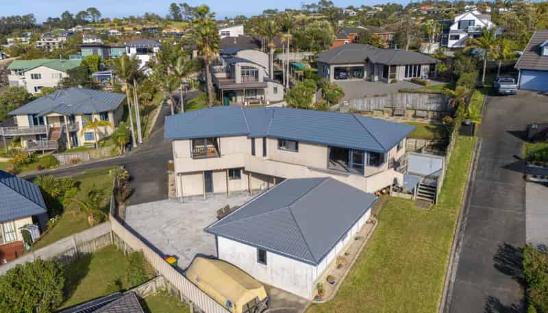18 Roseville Road, Gulf Harbour