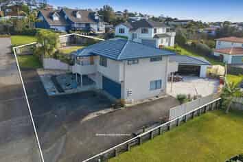 18 Roseville Road, Gulf Harbour