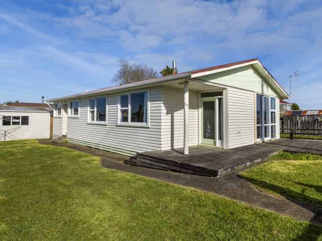 5 & 5a London Street, Eltham