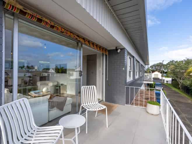 4/134 Calliope Road, Devonport