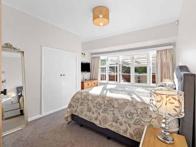 79 Savage Crescent, West End