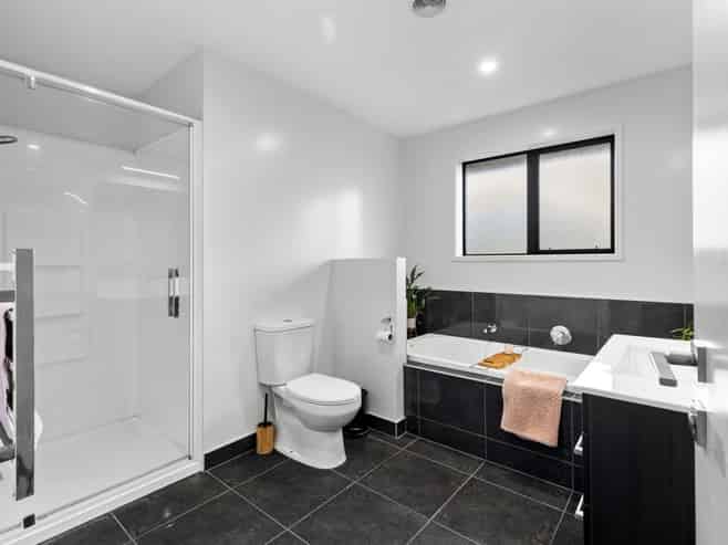 8A Shetland Place, Westbrook