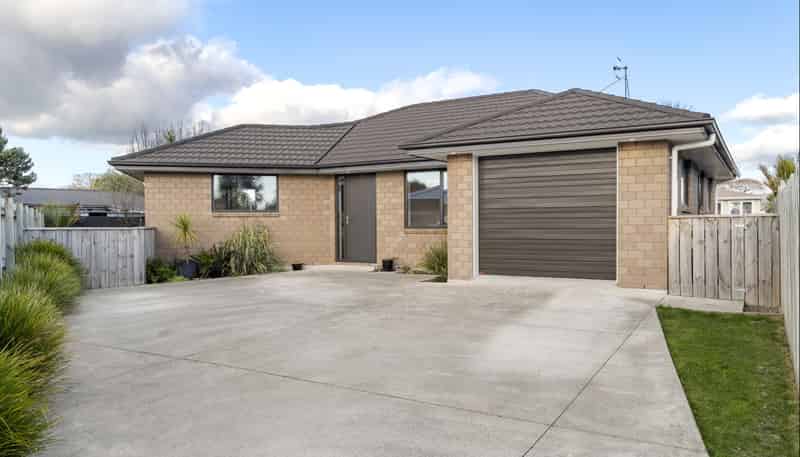 8A Shetland Place, Westbrook