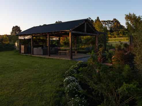 183 Terrace Road, Cust