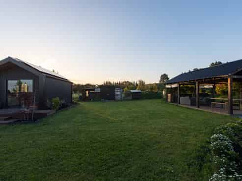 183 Terrace Road, Cust