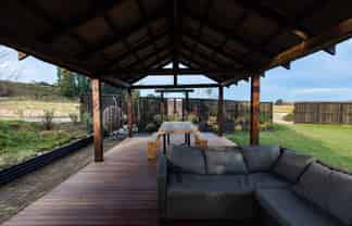183 Terrace Road, Cust