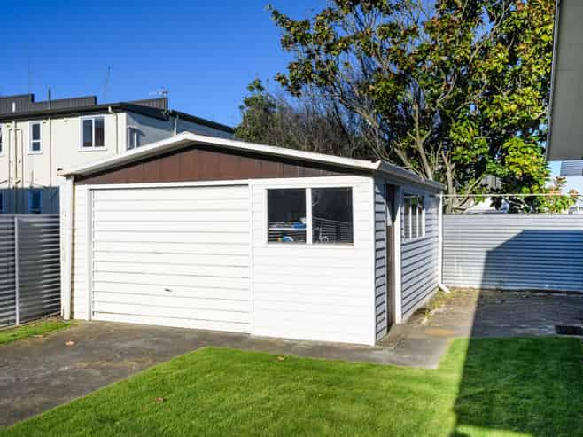 31H West Street, West End