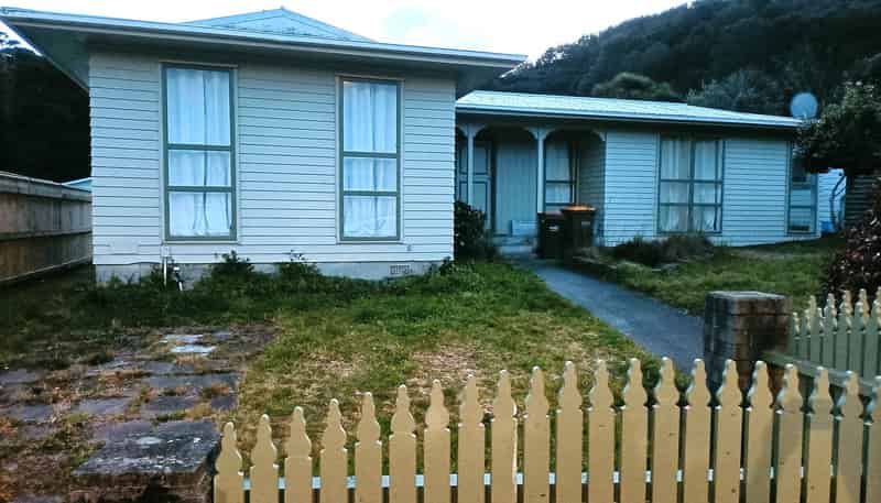 20 Kumeroa Grove, Wainuiomata