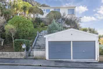 14 Ribble Street, Island Bay