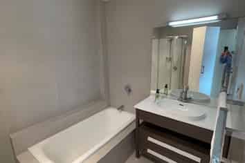 1/28 Beach Road, Castor Bay