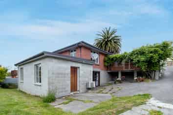 17a Clifton Terrace, West End