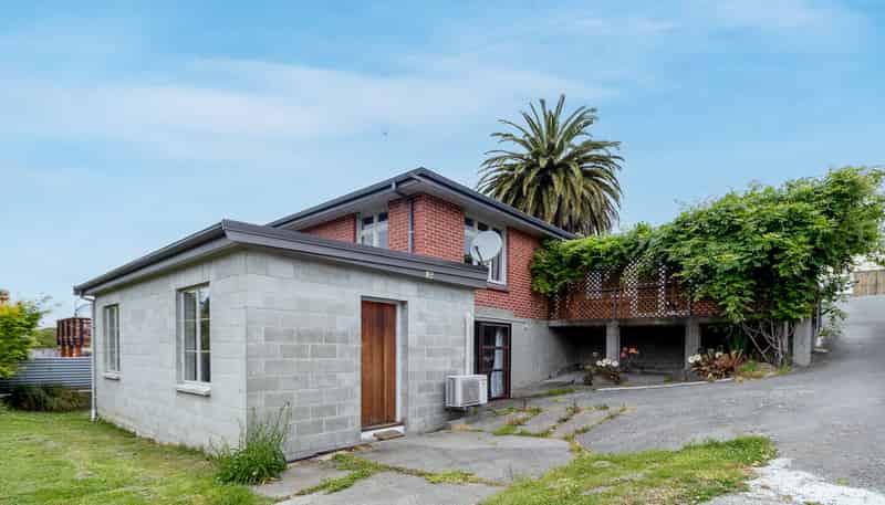 17a Clifton Terrace, West End