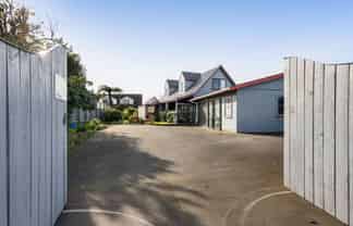 16 Ropata Street, HAWERA