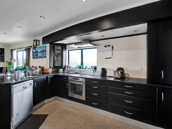 16 Ropata Street, HAWERA