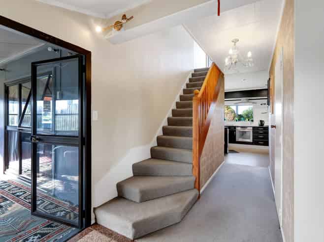 16 Ropata Street, HAWERA