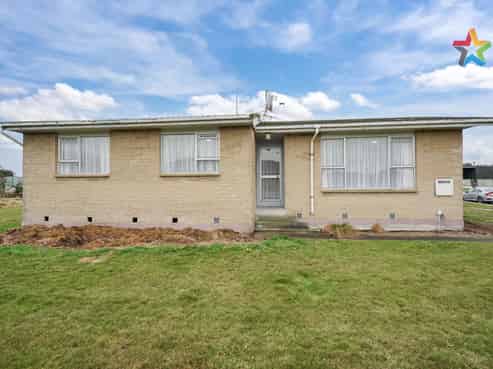 54 Dunbeath Crescent, Kew