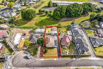 13 Julian Place, Otara