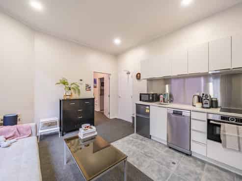 18/3 Edward Street, Te Aro
