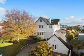 62 Bassett Road, Remuera