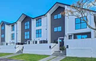 5/2 Jadewynn Drive, Massey