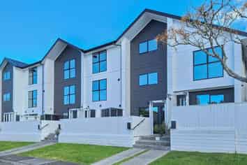 5/2 Jadewynn Drive, Massey