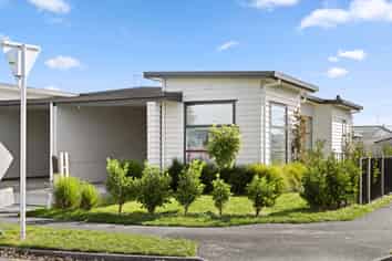 1/2 Searancke Place, Fairfield