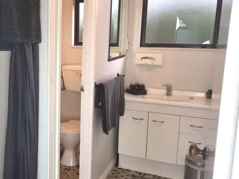 7 Unit Motel - 3 Bed 2 Bath Home - Only $350k!