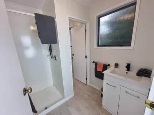 Motel + Owner - Operator Lifestyle - Only $350k!