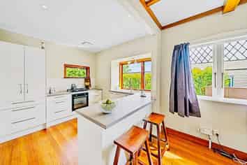 85 Riverside Drive, Waiwhetu