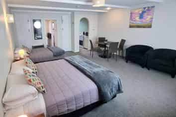 7 Unit Motel - 3 Bed 2 Bath Home - Only $350k!