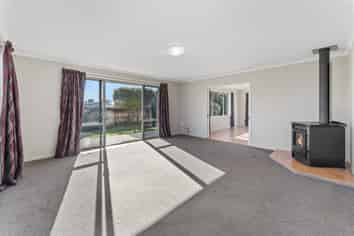 7 Collins Road, Richmond