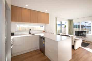 1/61 Waltham Road, Sydenham