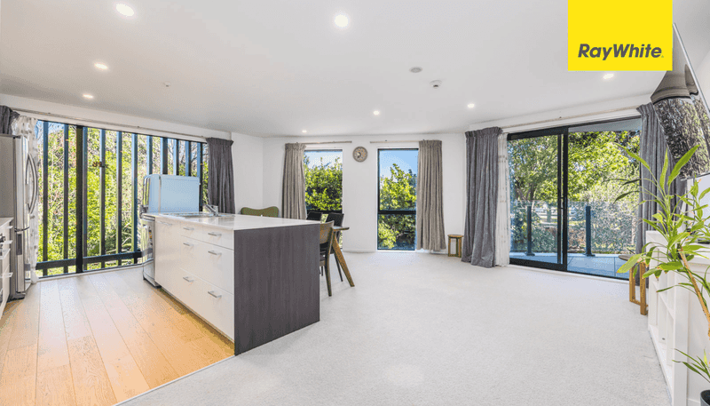 52/8 Thompson Park Road, Mount Wellington